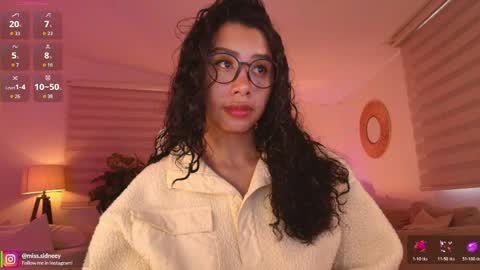 Amy Olivera online show from May 25, 12:48 pm
