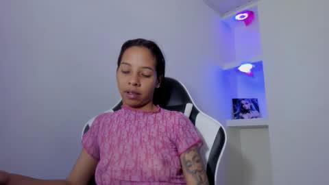 miss_sparkle666 online show from November 30, 7:12 am