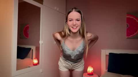 Emily online show from October 25, 5:59 am