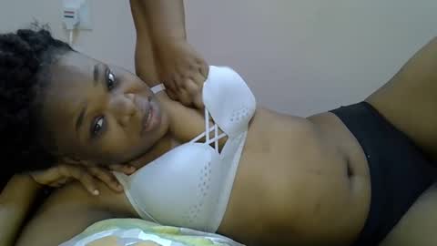 miss_velour online show from May 16, 10:47 am