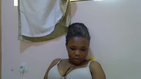miss_velour online show from May 5, 7:44 am