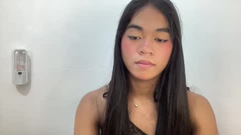 miss_veron_xoxo online show from May 9, 8:22 pm