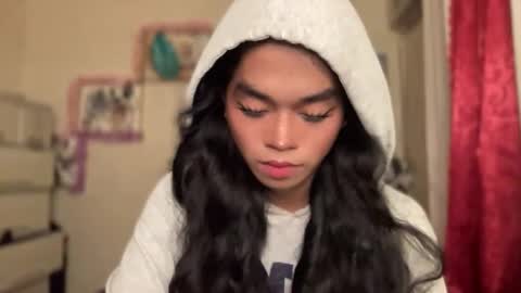 miss_veron_xoxo online show from December 3, 9:55 am