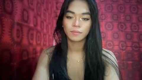 miss_veron_xoxo online show from May 25, 8:30 pm