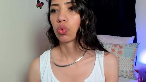 Miss Veronica online show from December 1, 1:03 pm