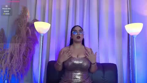 Snapshot of miss_viixen chatting on September 27, 12:01 pm viixen online show from September 27, 12:01 pm
