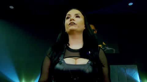 AliceReign online show from April 2, 5:49 am