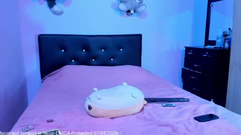 anny online show from April 7, 11:51 pm