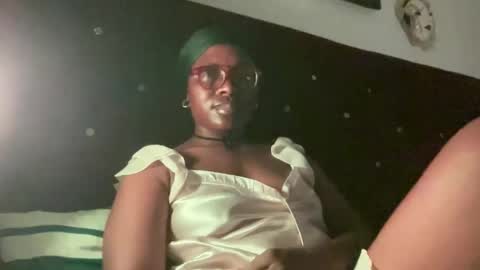 Missbelle online show from February 14, 12:45 am