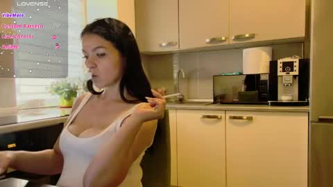 missbya online show from May 28, 5:05 am