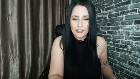 Miss online show from April 30, 10:58 pm