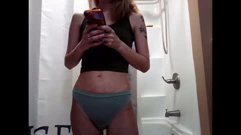 Snapshot of misseeva chatting on February 6, 7:40 pm MissEeva online show from February 6, 7:40 pm