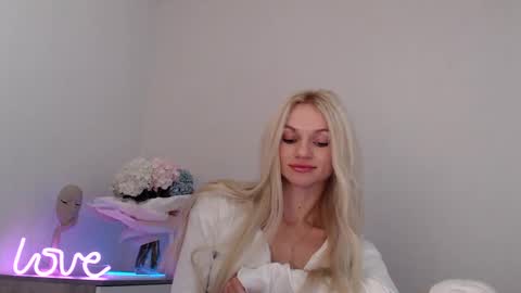 EMMA online show from January 12, 9:19 pm