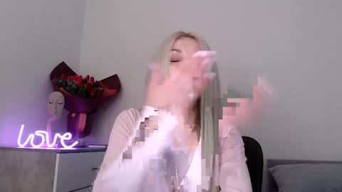 EMMA online show from February 5, 9:50 pm