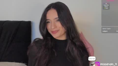 Sami Evan online show from May 25, 2:05 pm
