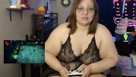 missfoxe12 online show from January 13, 7:40 pm