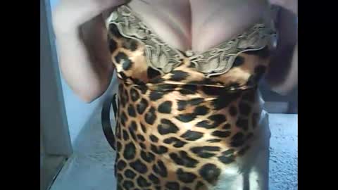 Missie Lorrie online show from February 10, 7:04 am