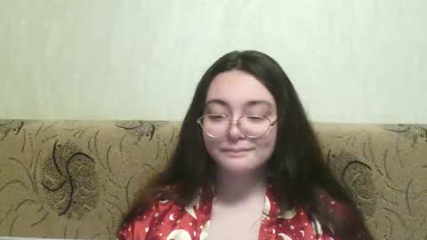 Snapshot of missis_mona chatting on March 3, 8:18 pm missis mona online show from March 3, 8:18 pm