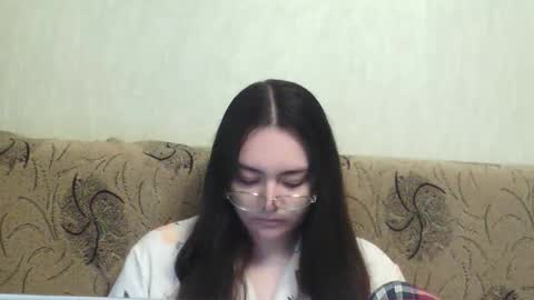 Snapshot of missis_mona chatting on October 4, 7:03 am missis mona online show from October 4, 7:03 am