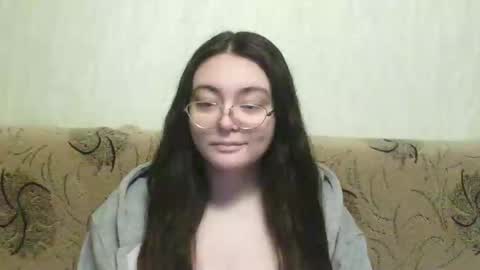 Snapshot of missis_mona chatting on February 24, 10:14 pm missis mona online show from February 24, 10:14 pm