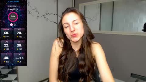 Snapshot of missis_sofiia chatting on March 7, 6:46 am Sofia online show from March 7, 6:46 am