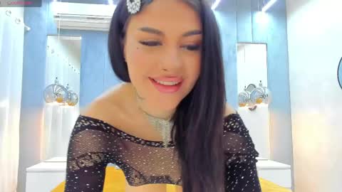 misskaayaa online show from May 20, 5:15 am