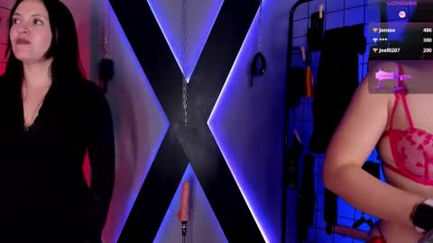 Snapshot of misskara_ariana_bdsm chatting on September 12, 5:42 pm Miss Kara and Ariana online show from September 12, 5:42 pm