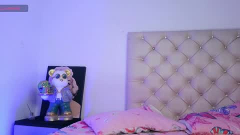 Snapshot of misskatiia chatting on January 31, 12:29 pm misskatiia online show from January 31, 12:29 pm