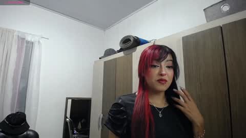 LanaLul  online show from January 3, 12:00 am