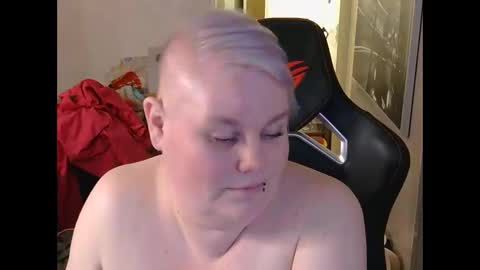 misslj90 online show from April 18, 7:58 pm