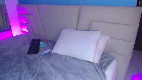 Miss Loise online show from October 13, 4:48 am