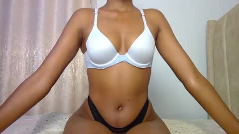 lunah online show from May 18, 9:04 am