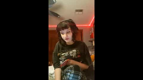 missmacabre666 online show from February 25, 8:46 am
