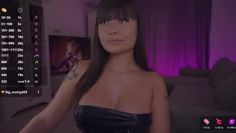 LUXXANDRA online show from November 15, 7:09 am