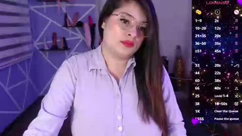 Snapshot of missmia1_ chatting on December 11, 3:05 pm Miia online show from December 11, 3:05 pm