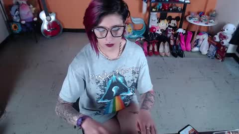 Miss Mia online show from January 14, 1:38 pm