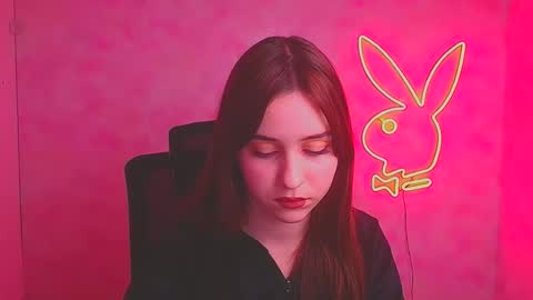 Mia online show from November 13, 7:57 pm