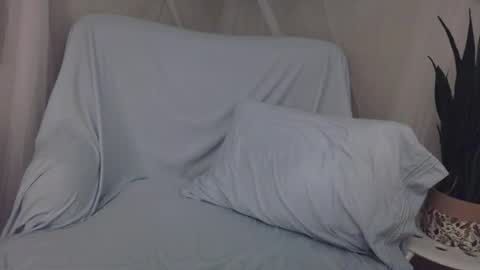 missmickeymay online show from July 8, 4:25 am