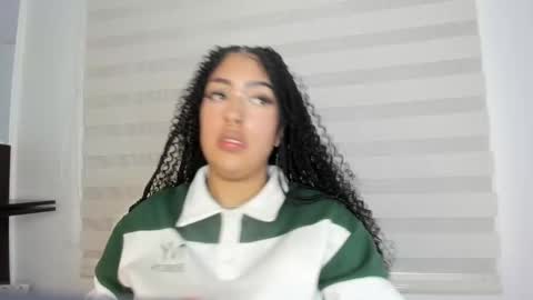 insta miss nickeloo online show from February 11, 8:42 pm