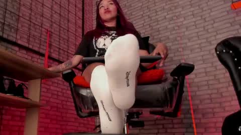 Alana online show from May 4, 6:12 pm