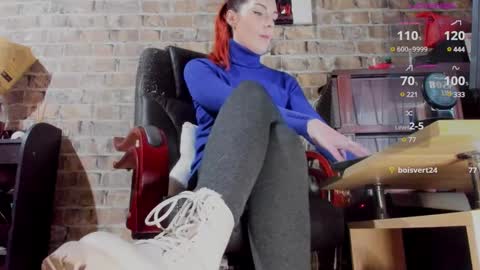 Miss Venus online show from December 9, 6:02 am