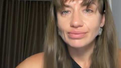 missroriann online show from May 1, 2:31 pm