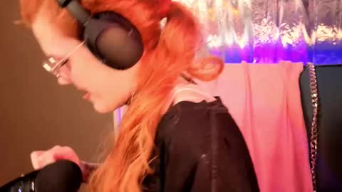 Tacodeluxe online show from March 8, 4:38 am