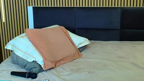 misstayaxxx online show from February 11, 7:43 am