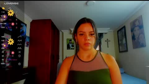 missvalery1 online show from May 19, 10:50 pm