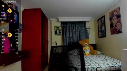 missvalery1 online show from March 24, 10:48 pm