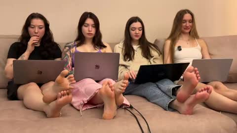 misswishh online show from May 16, 5:12 pm