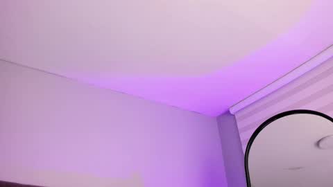 Miss online show from October 5, 9:42 pm