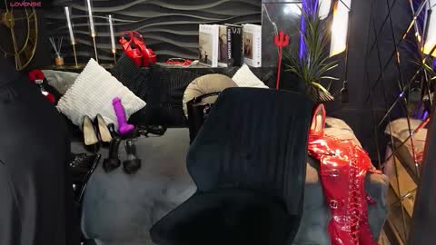 Darsy online show from March 29, 7:29 am