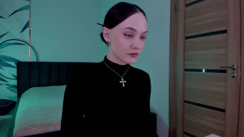 Mistress Mia online show from October 5, 10:37 pm